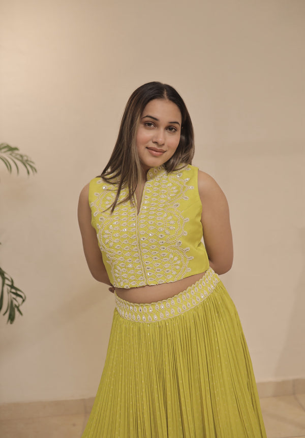 Crop top + Skirt